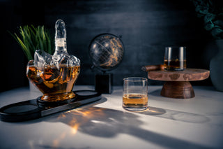 Middle Finger Whisky Decanter Premium Barware Gift Elegant Drinkware Collection