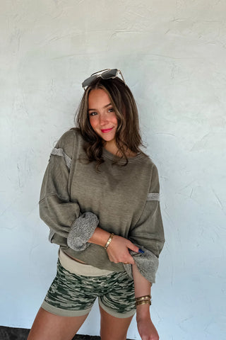 Olive Classic Crew Pullover