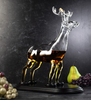 Reindeer Whiskey Decanter Premium Barware Gift Elegant Drinkware Collection