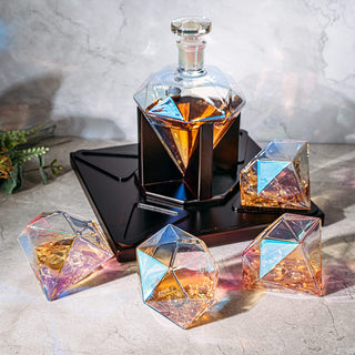 Diamond Whiskey And Wine Decanter Great Gift 750ML With 4 Diamond Glasses And Beauti