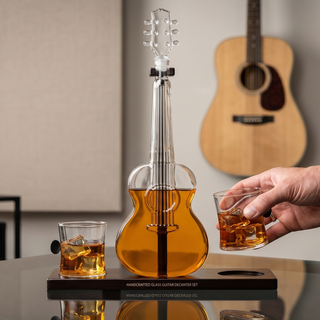Guitar Whiskey Decanter Mahogany Base 1000 Ml Glass Decanter 14 H For Whiskey Scotch