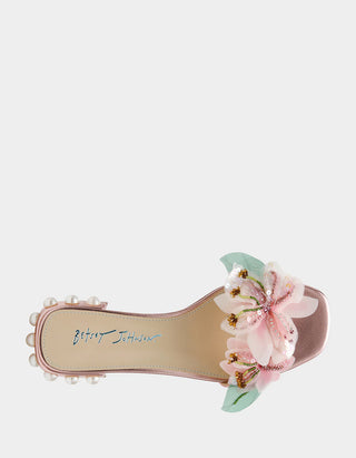 Betsey Johnson Rosia Light Pink