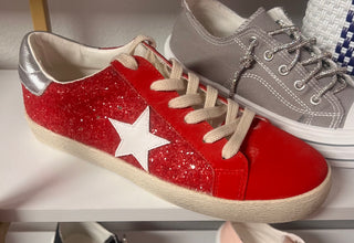 RED GLITTER SNEAKER