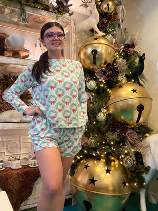 Wreath & Ribbon Pajamas