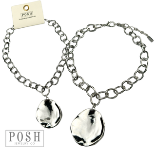 Medallion necklace
