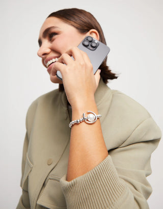 Una Vuelta Mas, Oh Oh Oh - Bracelet with white pearl