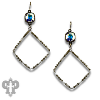 Seed bead diamond shape earring with Austrian crystal