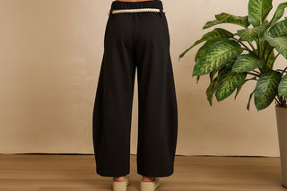 Refined Relaxation Barrel Leg Sweatpants - Black