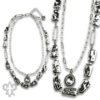 Acrylic stick pearl and crystal necklace - Boutique Bella BellaNecklaces
