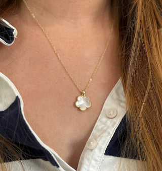 Adeline Pendant Necklace - Boutique Bella BellaNecklace