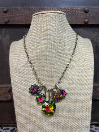 Auora Majesty Necklace - Boutique Bella Bellanecklace