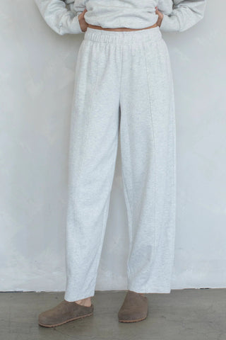 Barrel Leg Sweatpants in Heather Oat - Boutique Bella Bellasweatpants