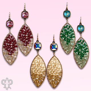 Bead woven diamond shape earring with Austrian crystal - Boutique Bella BellaEarrings