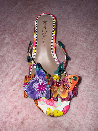 Betsey Johnson Beatriz - Boutique Bella BellaShort Heel