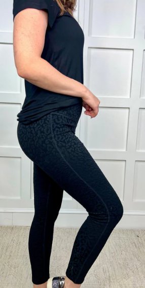 Black Textured Leopard Leggings - Boutique Bella Bellaleggings