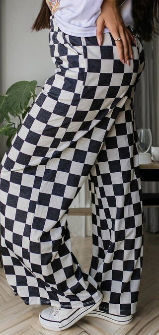 Black & White Checkered Print Wide Leg Pants - Boutique Bella BellaLounge Pants