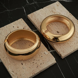 Blaise Statement Bangle - Boutique Bella BellaBracelet