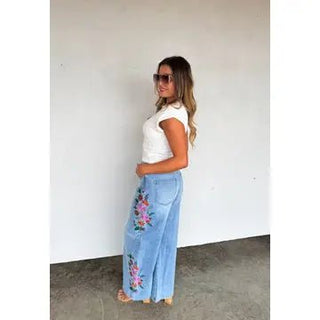Blakeley Evie Floral Embroidered Jeans - Boutique Bella BellaJeans