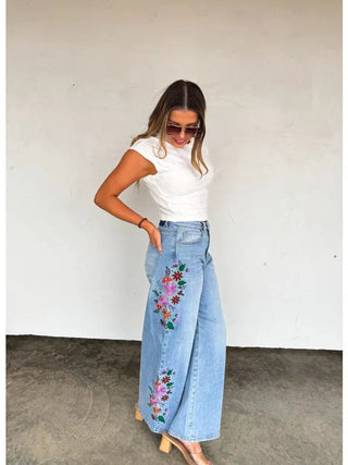 Blakeley Evie Floral Embroidered Jeans - Boutique Bella BellaJeans