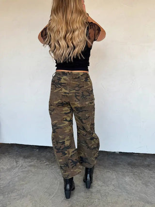 Camo Barrel Jeans - Boutique Bella Bellajeans