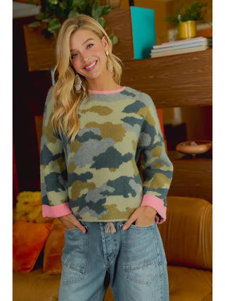 Camo With a Kiss Sweater - Boutique Bella BellaSweater