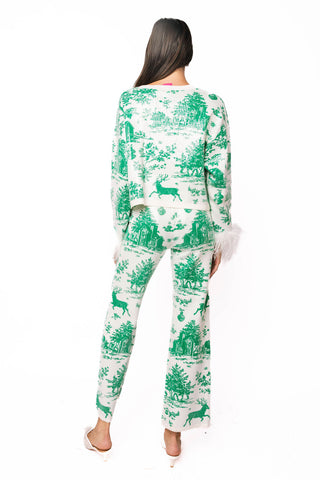 QOS  Green & White Christmas Twall Feather Sleeve Sweater