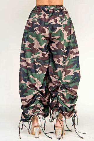 Command The Runway Palazzo Pants - Boutique Bella BellaPants