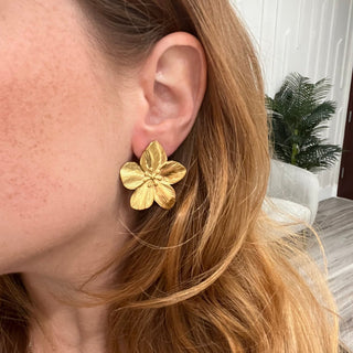 Darla Flower Earring - Boutique Bella BellaEarring