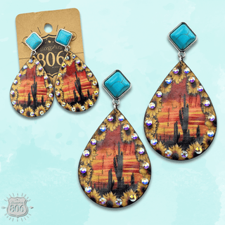 Desert scene teardrop earring, last call - Boutique Bella BellaEarrings