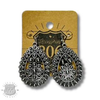 Burnished silver scalloped teardrop earring  