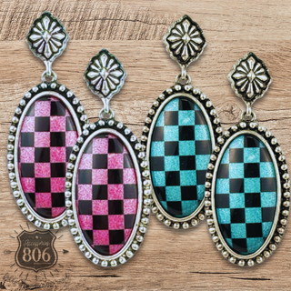 Checkerboard print oval earrings