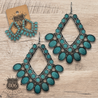 Turquoise color chandelier style earring