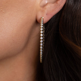 Eliza Bezel Hoop - Boutique Bella BellaEarring