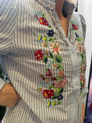 Embroidered in Bloom Top - Boutique Bella BellaTops