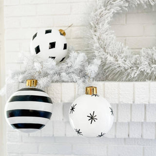 8" Mini Black and White Trio