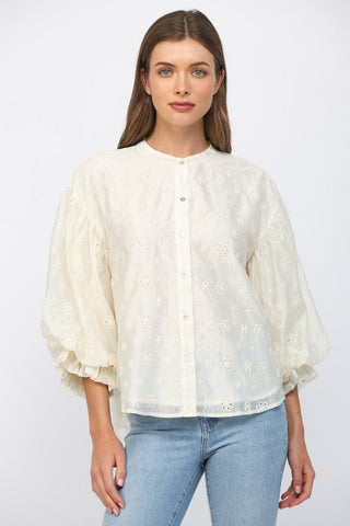 Floral Cutwork Bubble Sleeve Blouse - Boutique Bella BellaBlouse