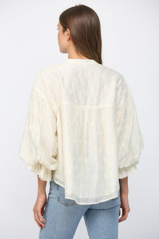 Floral Cutwork Bubble Sleeve Blouse - Boutique Bella BellaBlouse
