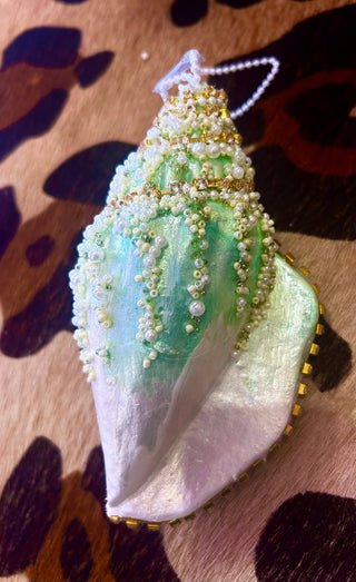 Green Conch Shell Ornament - Boutique Bella Bellaornament