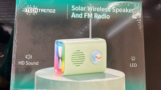 Green Solar Wireless Speaker & FM Radio - Boutique Bella BellaElectronics