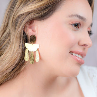 Half moon Dangling Earrings - Boutique Bella BellaEARRINGS
