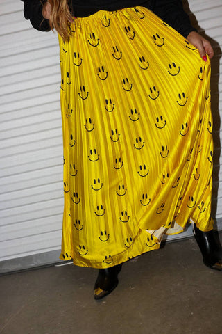 Happy To Be Here Smiley Pleated Skirt - Boutique Bella Bellaskirt