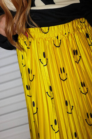 Happy To Be Here Smiley Pleated Skirt - Boutique Bella Bellaskirt