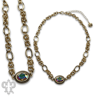 Horizontal oval crystal pendant on chain necklace - Boutique Bella BellaNecklaces