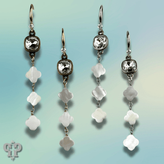 Iridescent pearl clover shape earring, Austrian crystal - Boutique Bella BellaEarrings