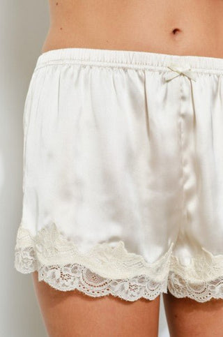 Isla Dream Satin Shorts - Cream - Boutique Bella BellaShorts