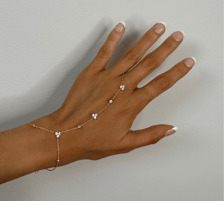 Kira Hand Chain Bracelet - Boutique Bella BellaBody Jewelry