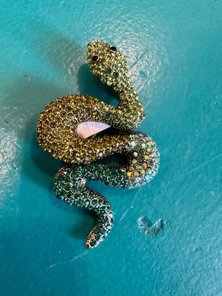 Large Brooch - Boutique Bella BellaBrooch