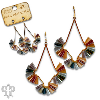 Teardrop earring with fluted beads - Last Call
