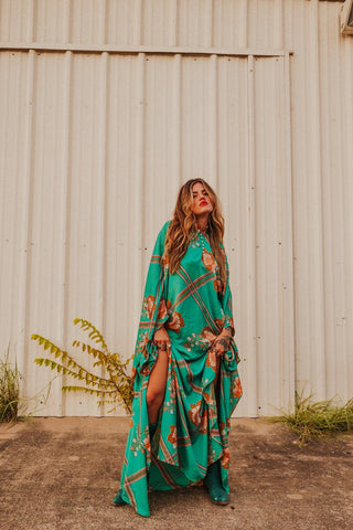 Lila Kaftan - Boutique Bella BellaDress