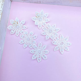 Lotto Trio Flowers White Earrings - Boutique Bella BellaEARRINGS